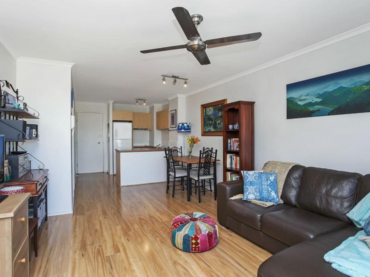 12/98-100 Petrel Avenue, MERMAID BEACH, Mermaid Beach - Image 1