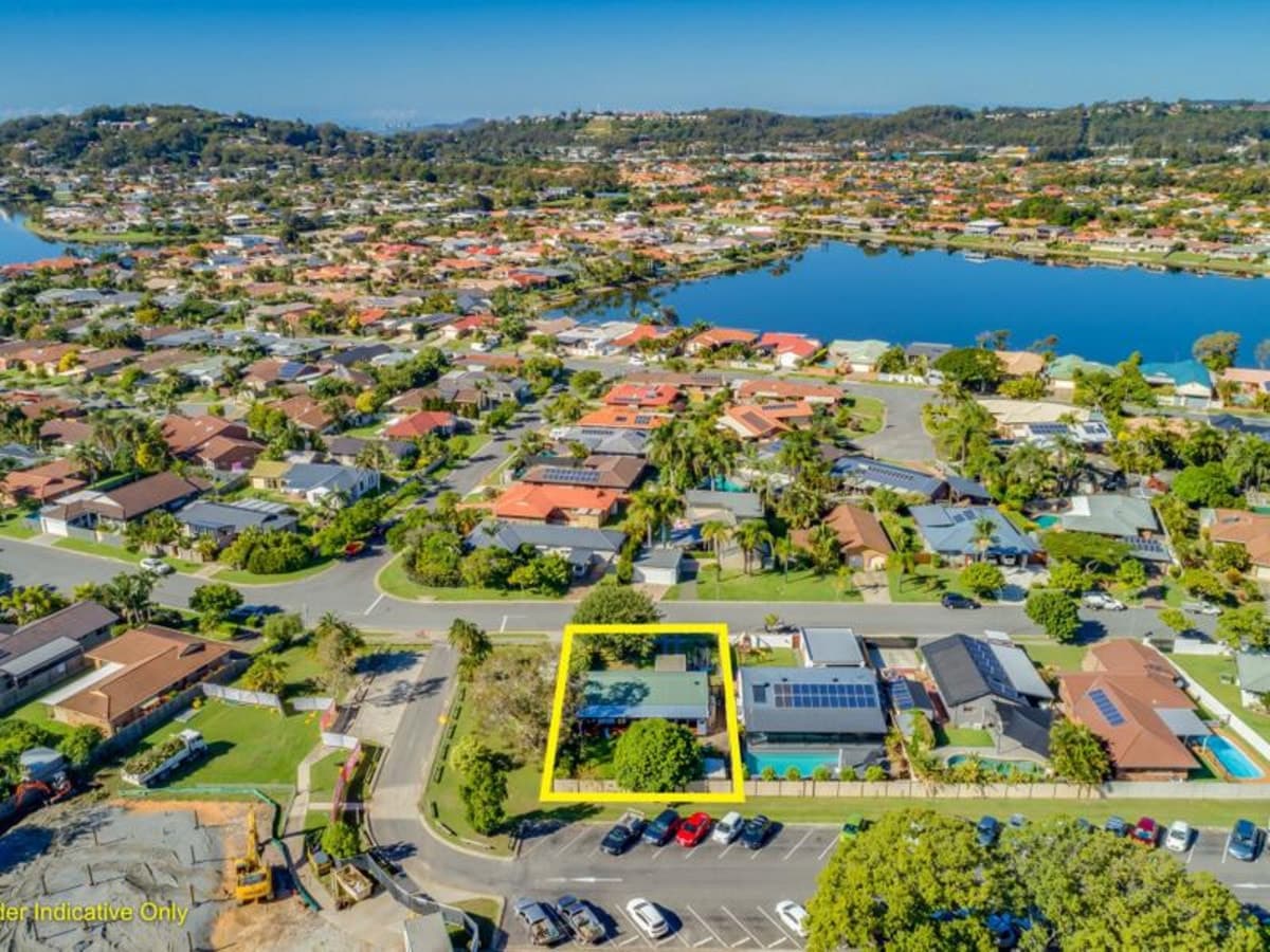35 Razorbill Street, BURLEIGH WATERS, Burleigh Waters - Image 1