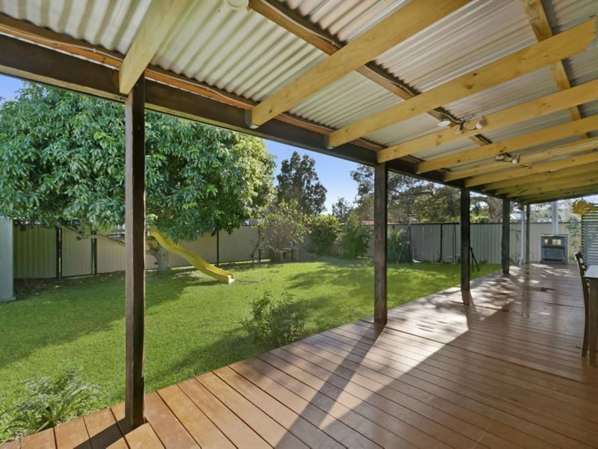 35 Razorbill Street, BURLEIGH WATERS, Burleigh Waters - Thumbnail 3