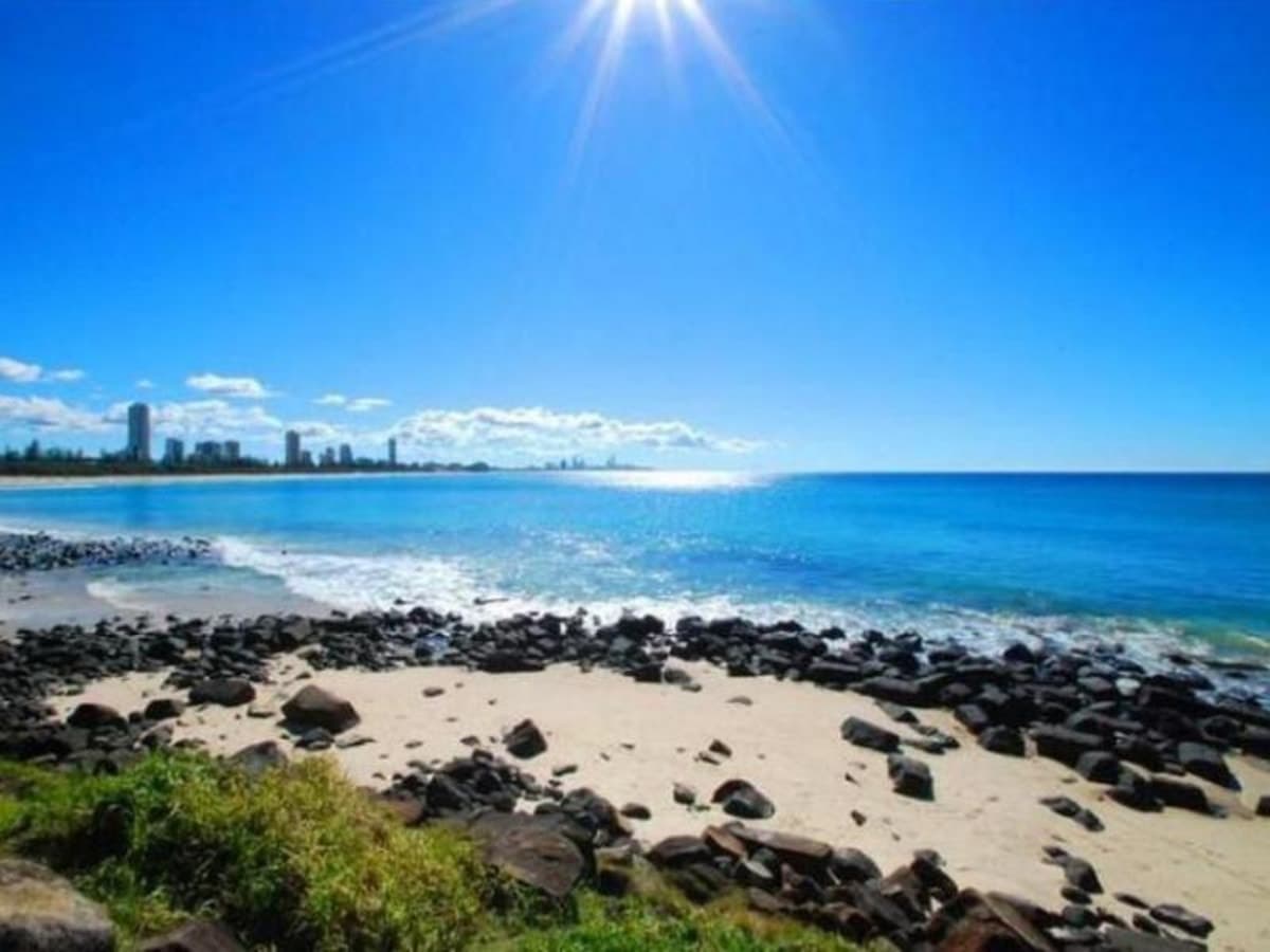 Lot 1 / 3 Kingfisher Crescent, BURLEIGH WATERS, Burleigh Waters - Thumbnail 6
