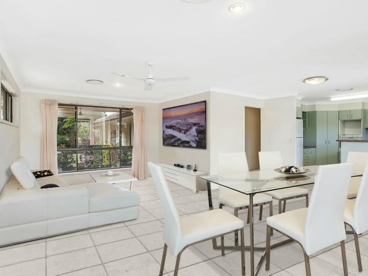 44 Honeyeater Drive, BURLEIGH WATERS, Burleigh Waters - Thumbnail 5