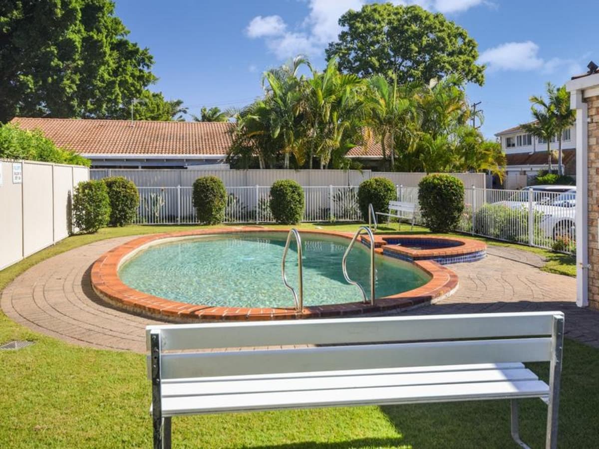 12/154 Currumbin Creek Road, CURRUMBIN WATERS, Currumbin Waters - Thumbnail 6