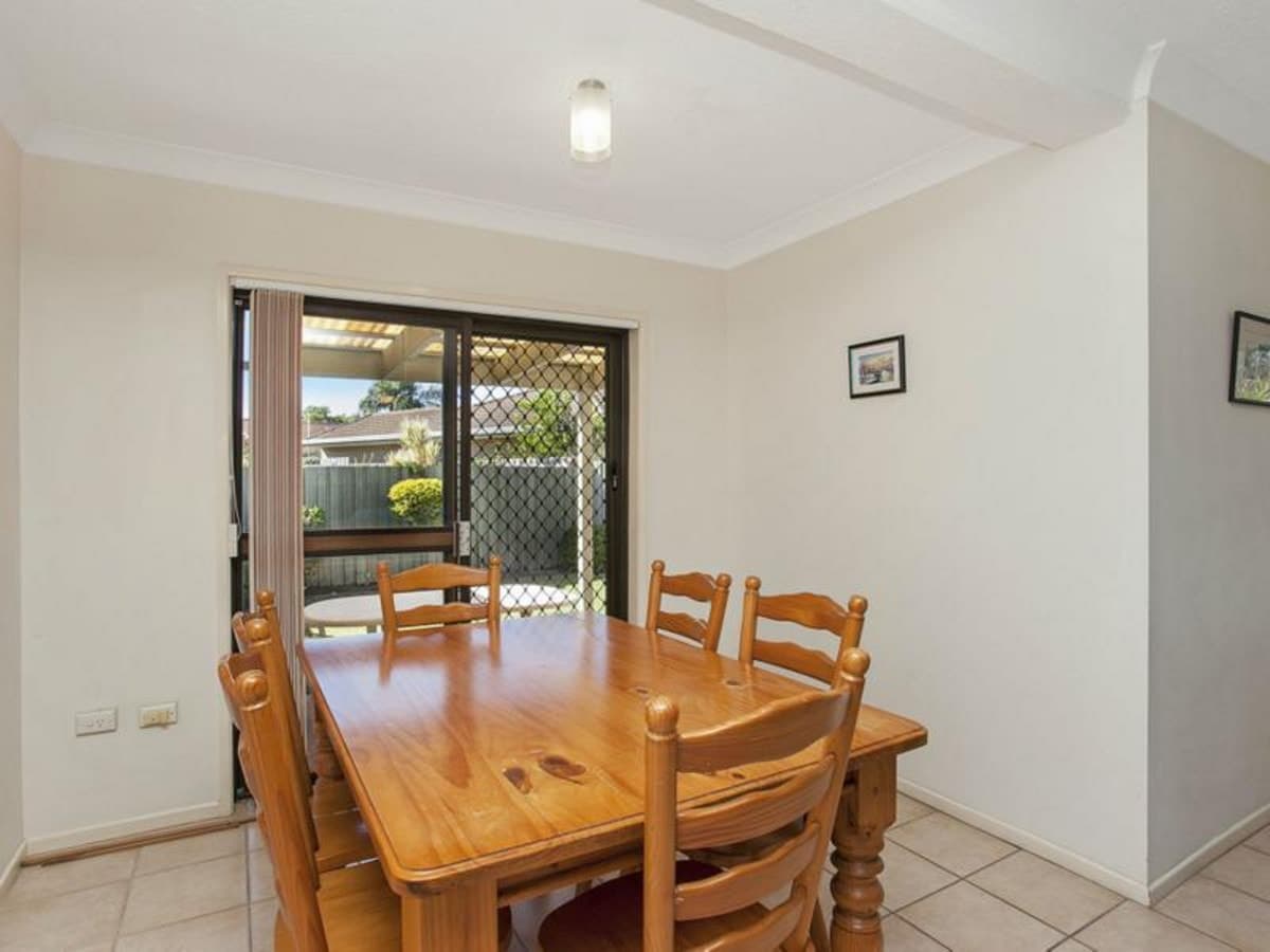2/18 Peacock Place, BURLEIGH WATERS, Burleigh Waters - Thumbnail 4