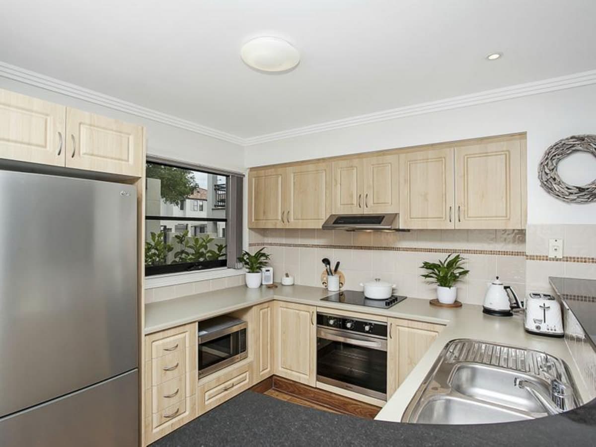 54/226 Cheltenham Drive, ROBINA, Robina - Thumbnail 2