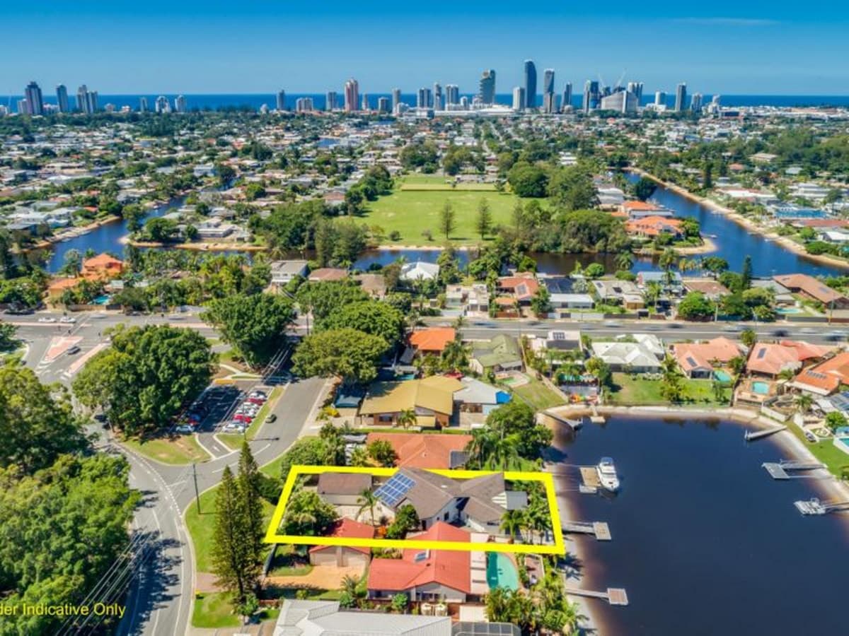 8 Fremar Street, BROADBEACH WATERS, Broadbeach Waters - Thumbnail 3