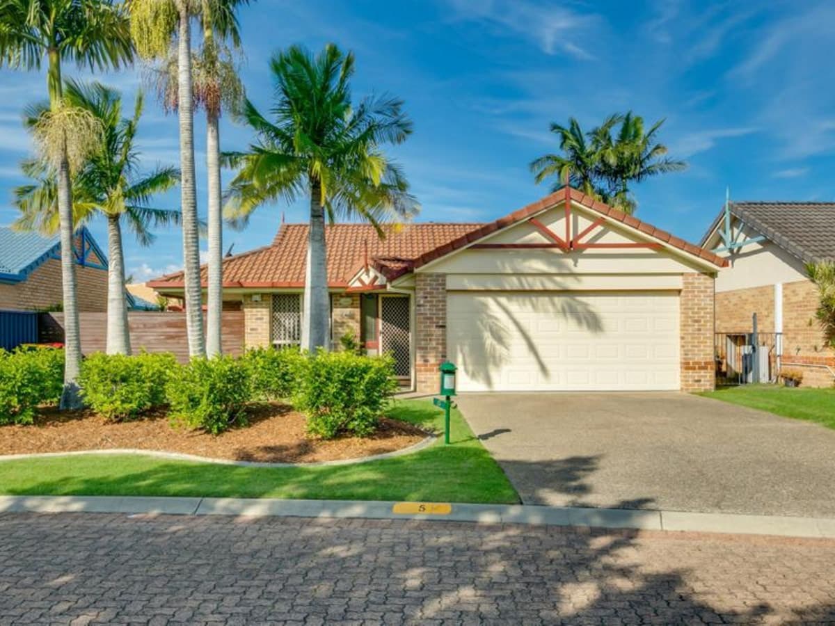 5 Magpie Court, BURLEIGH WATERS, Burleigh Waters - Image 1
