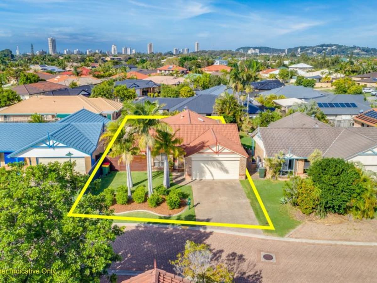 5 Magpie Court, BURLEIGH WATERS, Burleigh Waters - Thumbnail 2