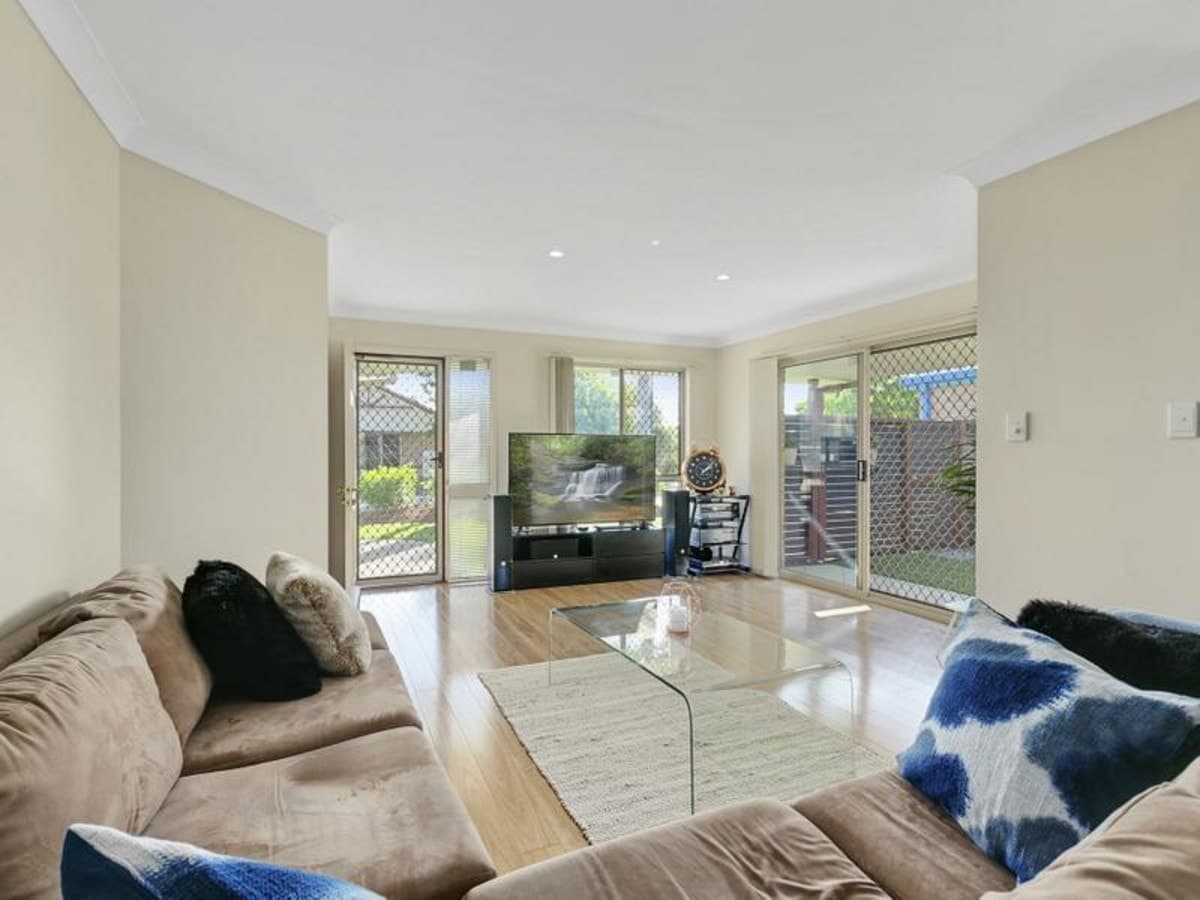 5 Magpie Court, BURLEIGH WATERS, Burleigh Waters - Thumbnail 3