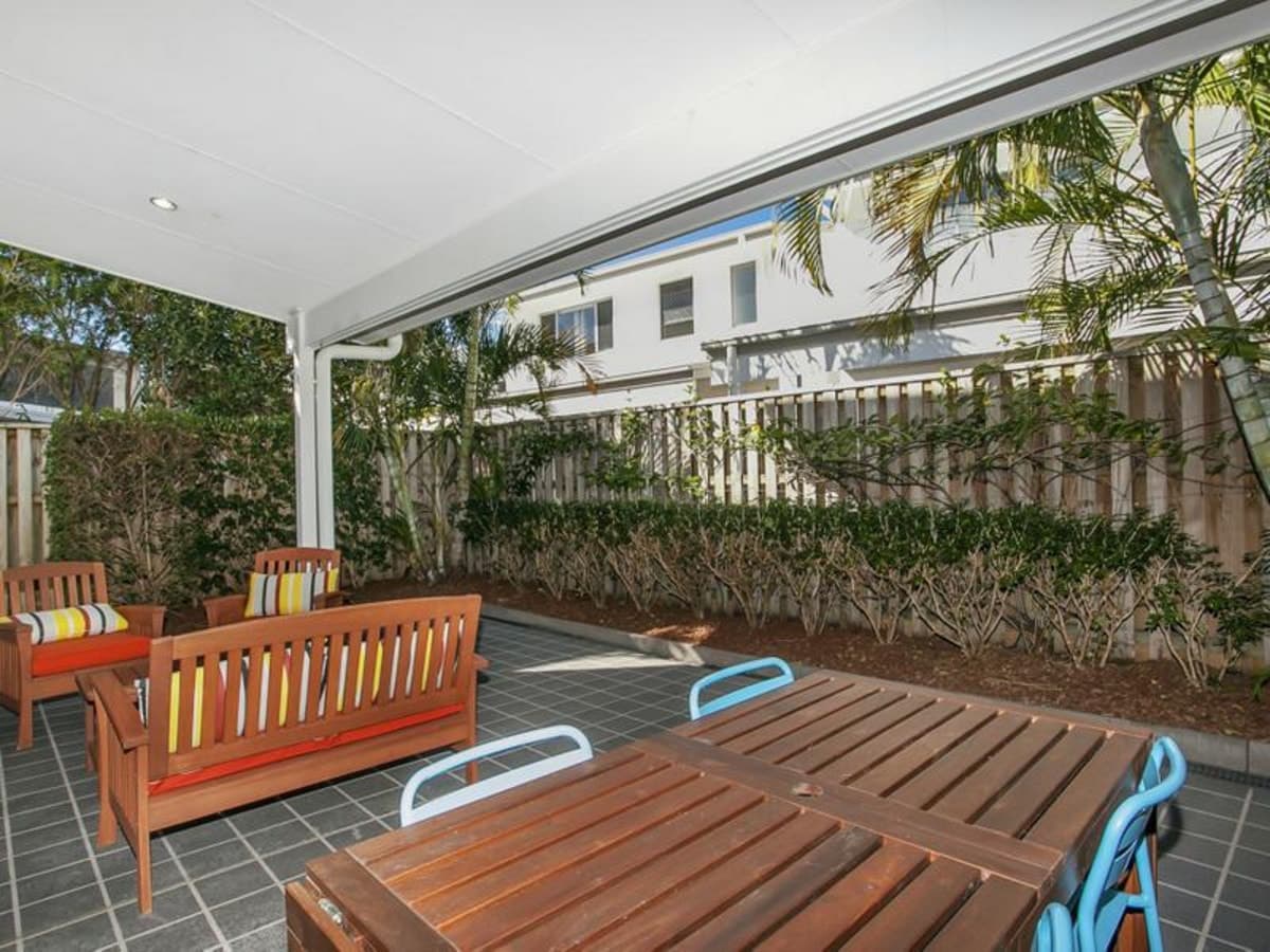 40 Barcelona Way, BURLEIGH WATERS, Burleigh Waters - Thumbnail 8
