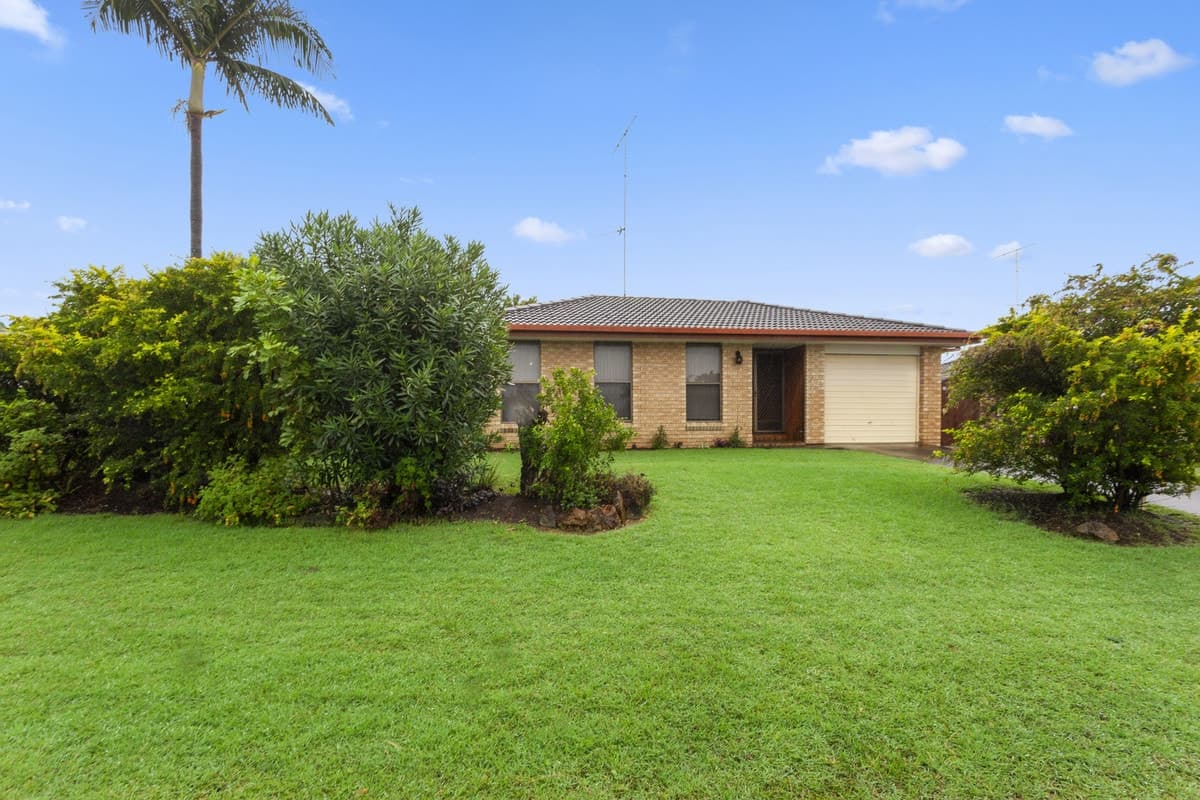 15 Southerly Street, Mermaid Waters, Mermaid Waters - Image 1