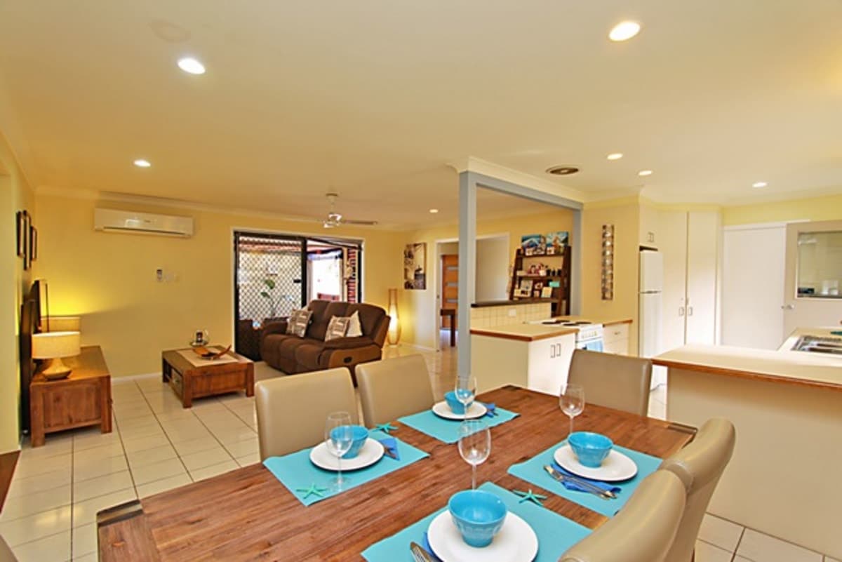 1/5 Virginia Grove, Southport, Southport - Thumbnail 2