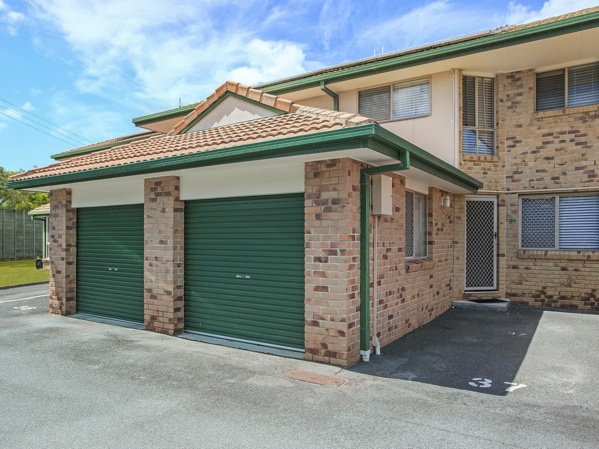 37/220 Christine Avenue, Burleigh Waters, Burleigh Waters - Image 1
