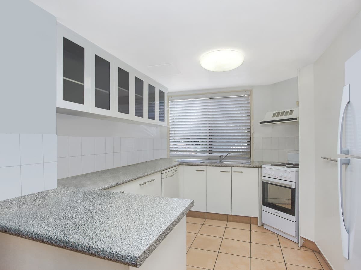 37/220 Christine Avenue, Burleigh Waters, Burleigh Waters - Thumbnail 2