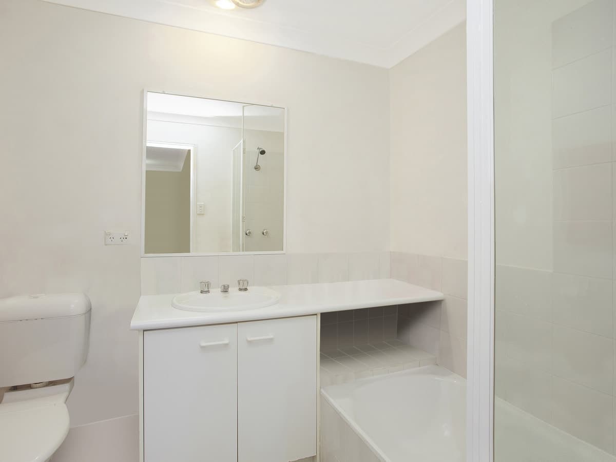 37/220 Christine Avenue, Burleigh Waters, Burleigh Waters - Thumbnail 8