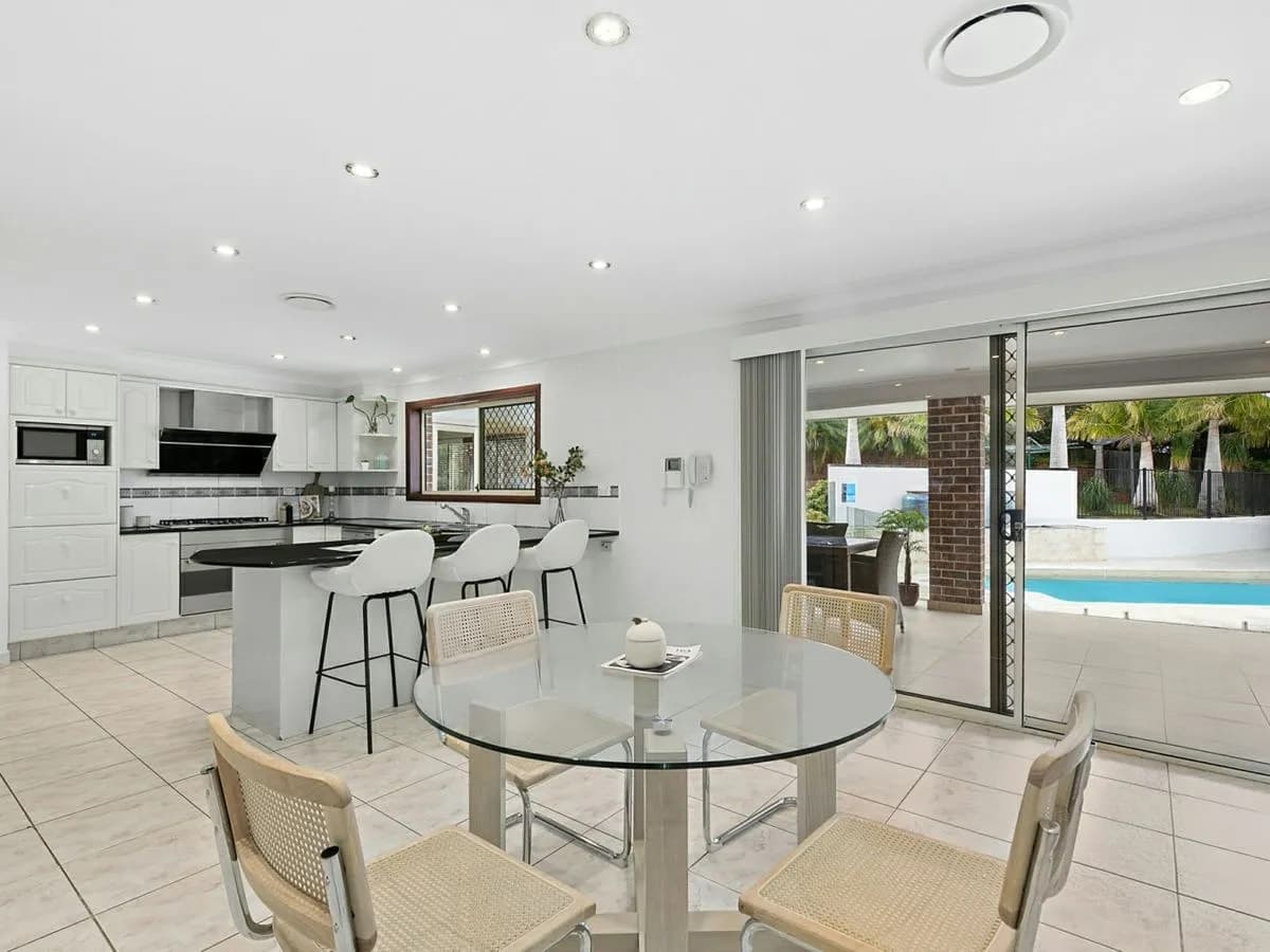 8 Baeckea Place, FRENCHS FOREST, Frenchs Forest - Thumbnail 3