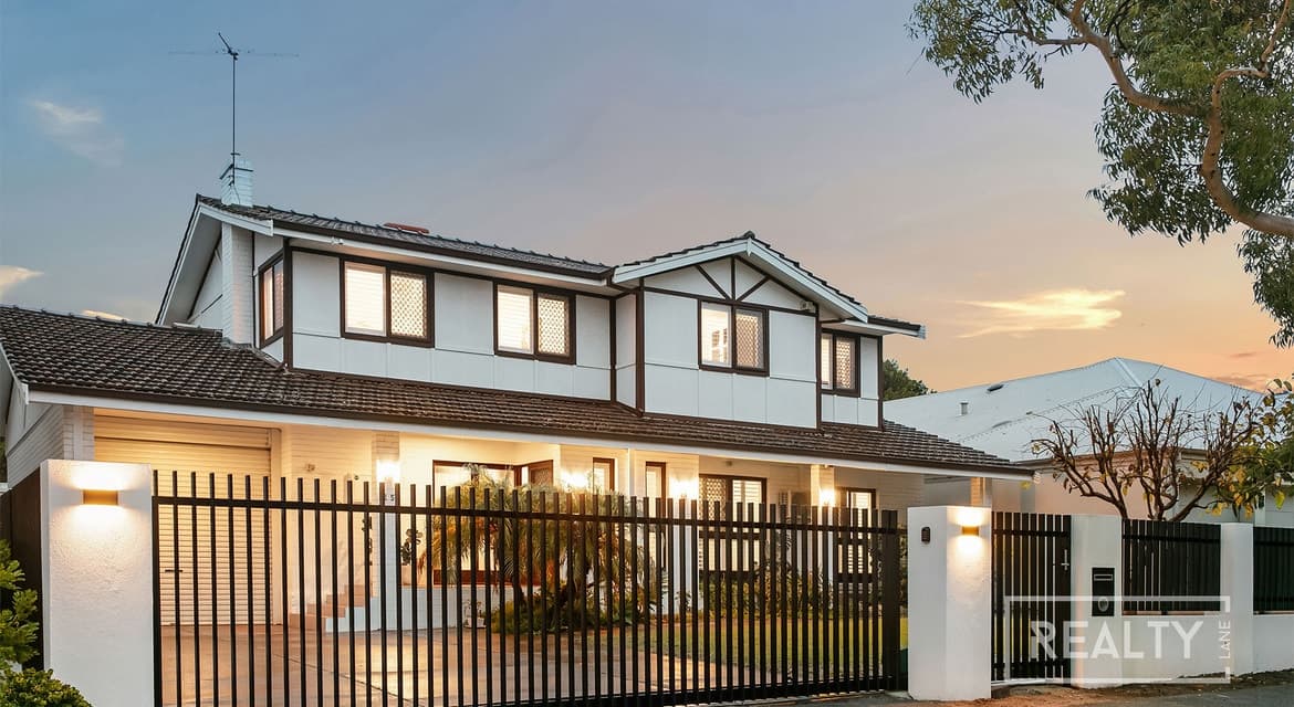 25 Birchwood Avenue, Woodlands 6018, Woodlands - Thumbnail 2