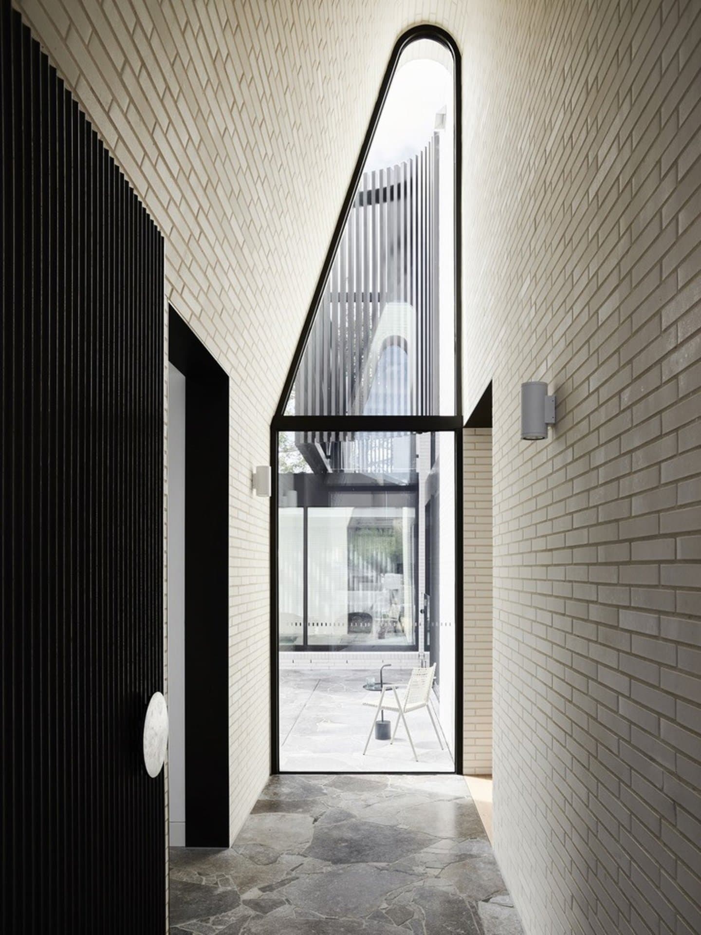 56 Lynch Crescent, Brighton - Thumbnail 2