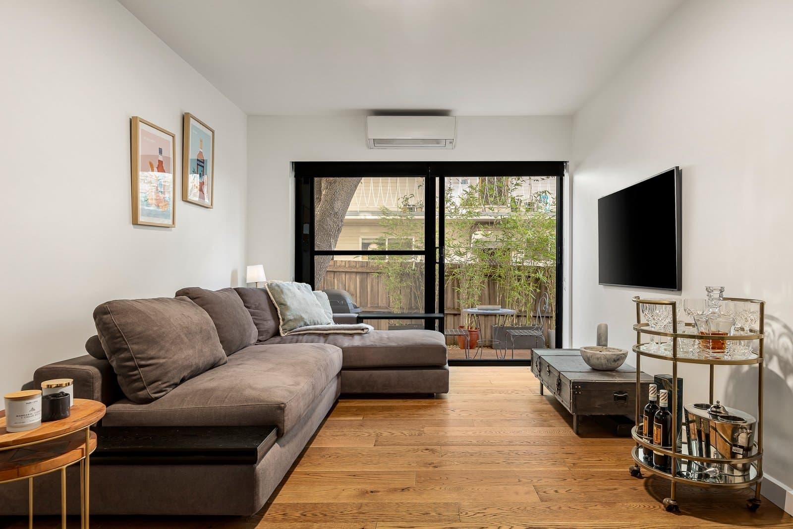 2/85 Caroline Street, South Yarra - Thumbnail 2