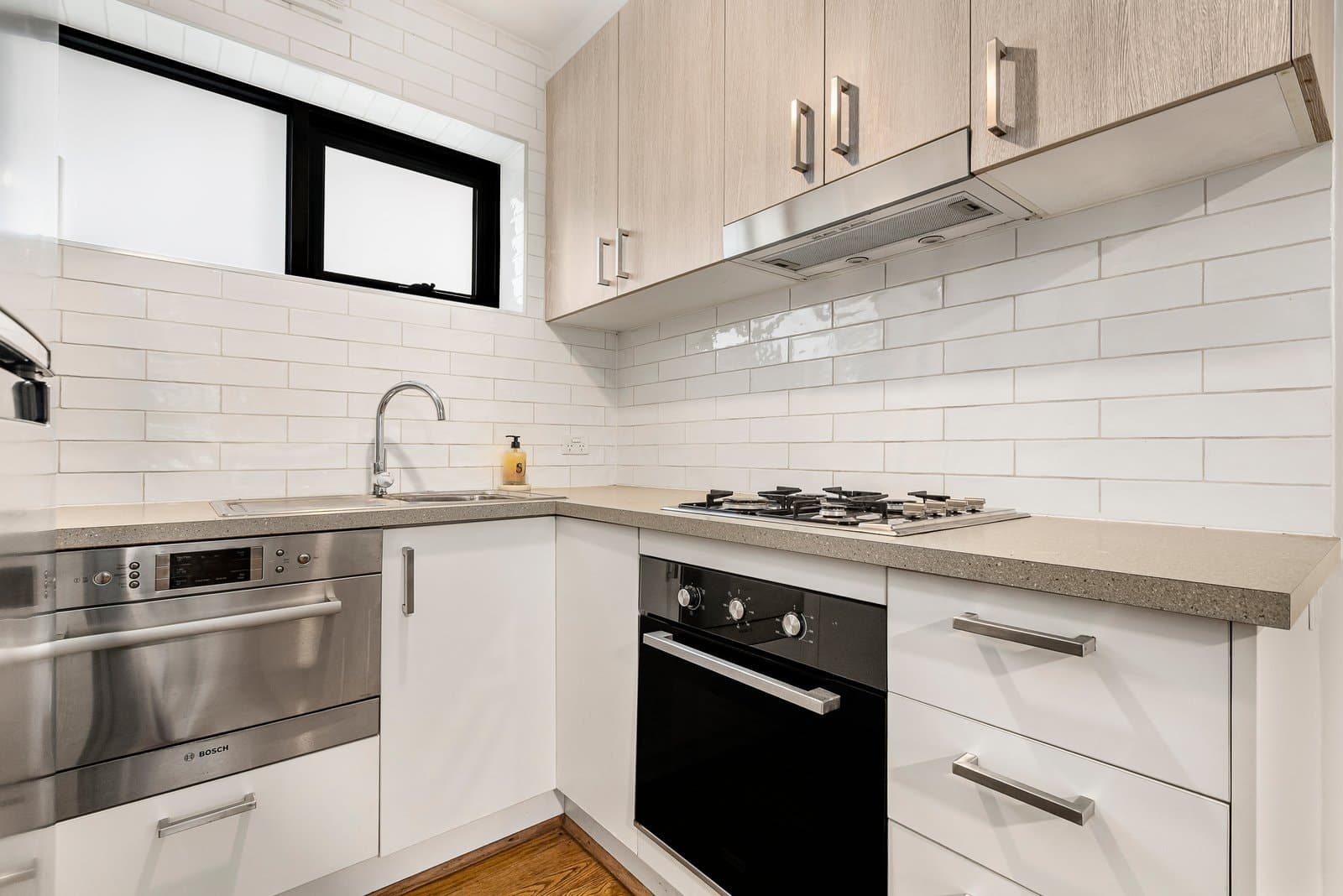 2/85 Caroline Street, South Yarra - Thumbnail 3