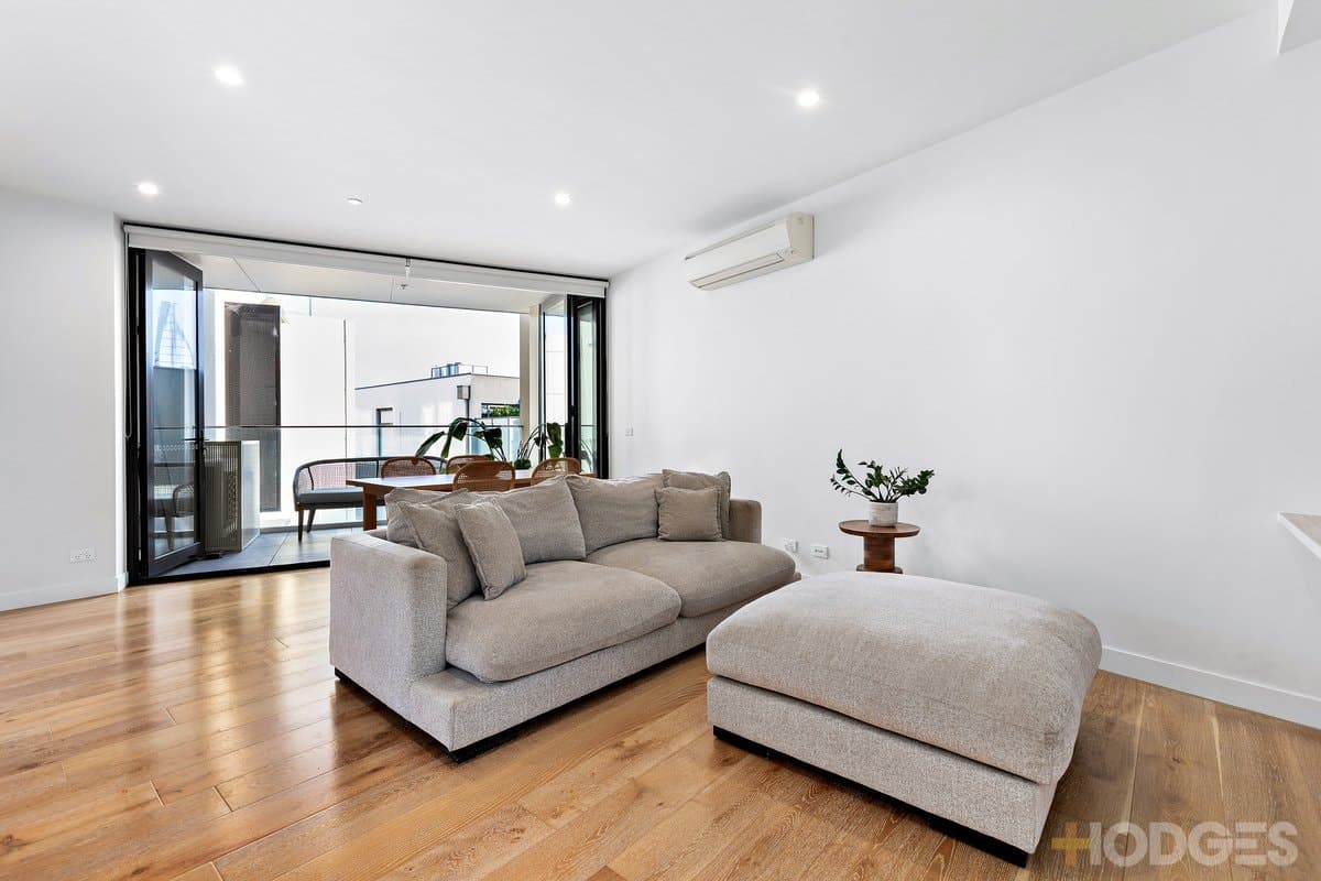 201 / 295 Hampton Street, Hampton, VIC, 3188, Hampton - Thumbnail 3