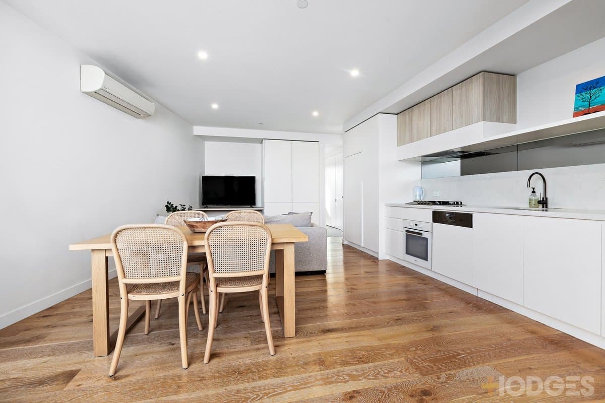 201 / 295 Hampton Street, Hampton, VIC, 3188, Hampton - Thumbnail 5