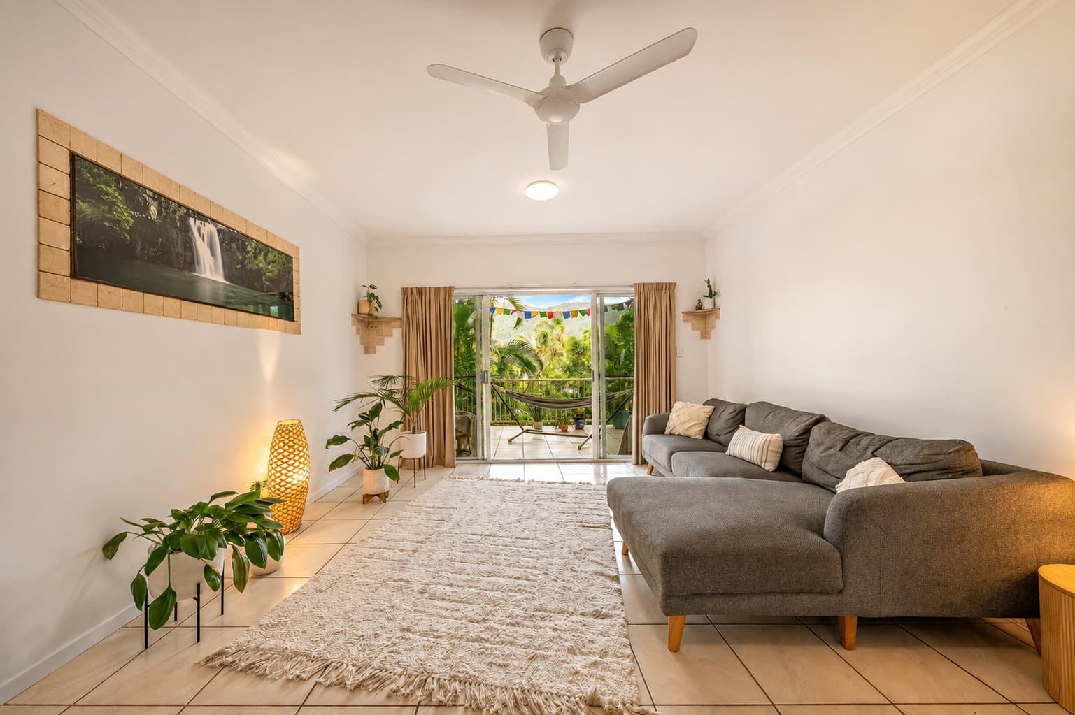 28/21 Shute Harbour Road, Cannonvale - Thumbnail 2