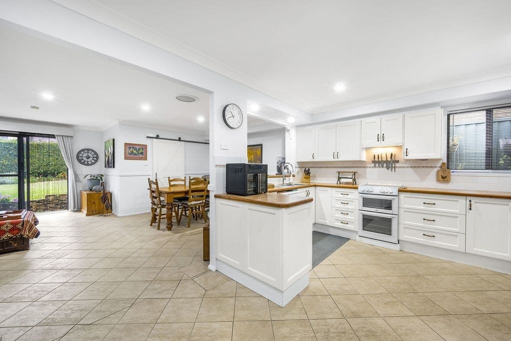 18 Restlea Avenue, Charmhaven - Thumbnail 4