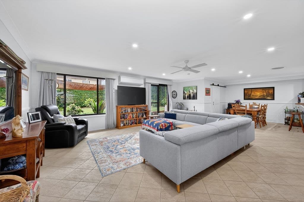 18 Restlea Avenue, Charmhaven - Thumbnail 5