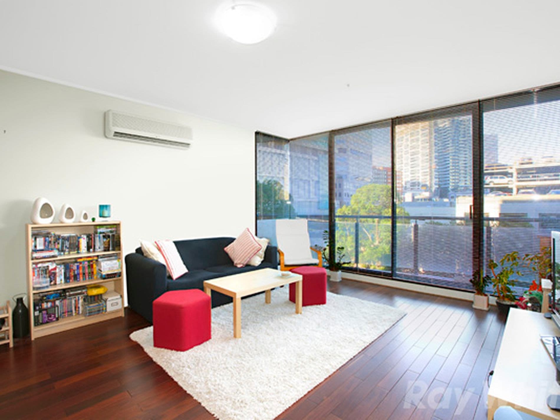 307/28 Bank Street, South Melbourne, South Melbourne - Image 1