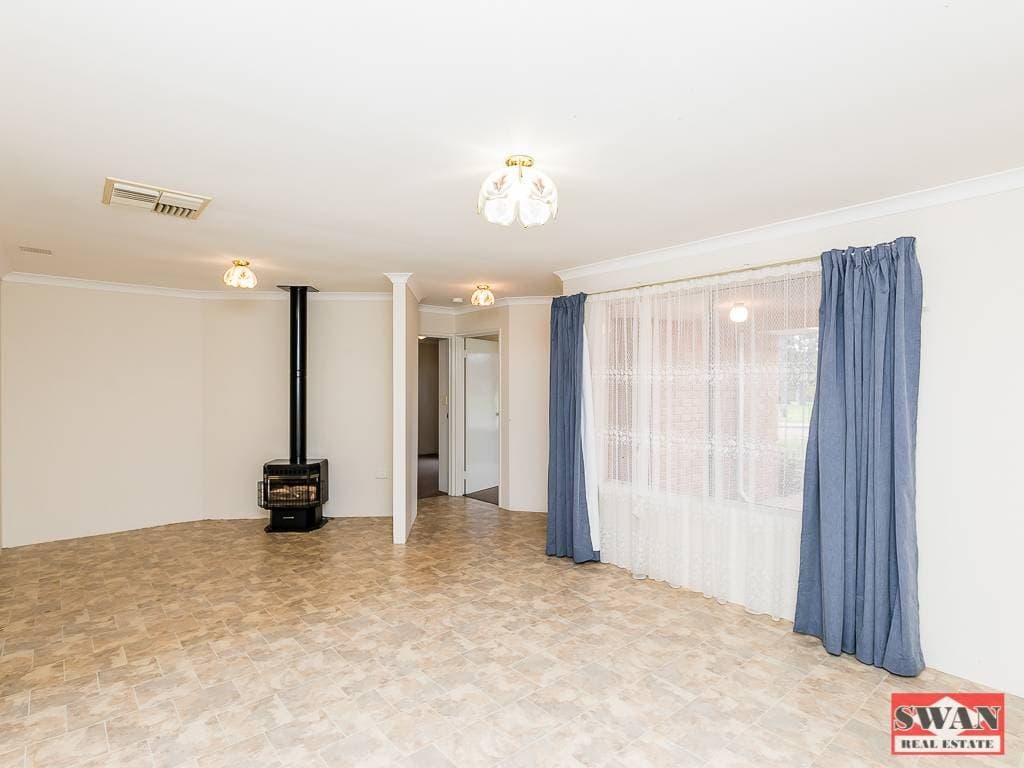 27 Eucla Mews, Stratton - Thumbnail 2