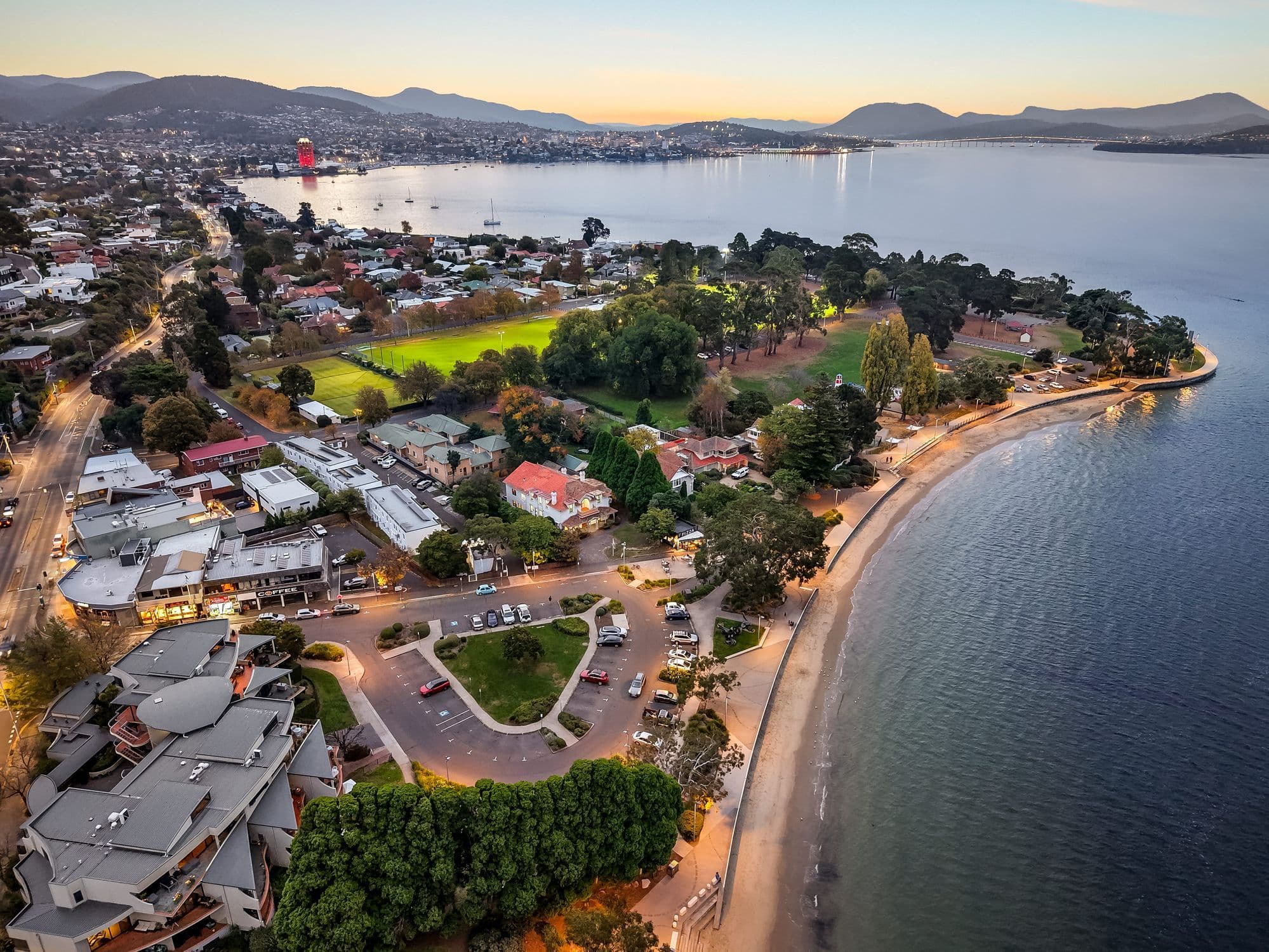 7 Beach Road, Sandy Bay TAS 7005, Sandy Bay - Thumbnail 2