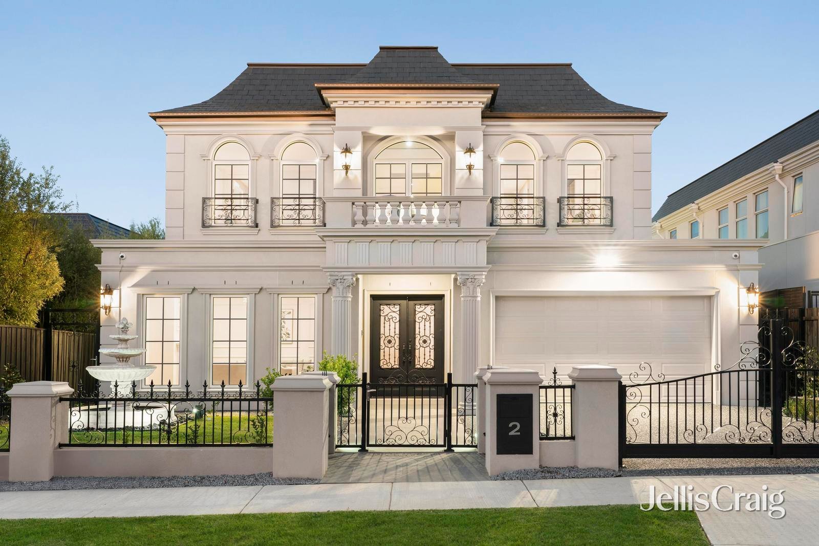 2 Pindari Street, Glen Waverley, Glen Waverley - Thumbnail 2
