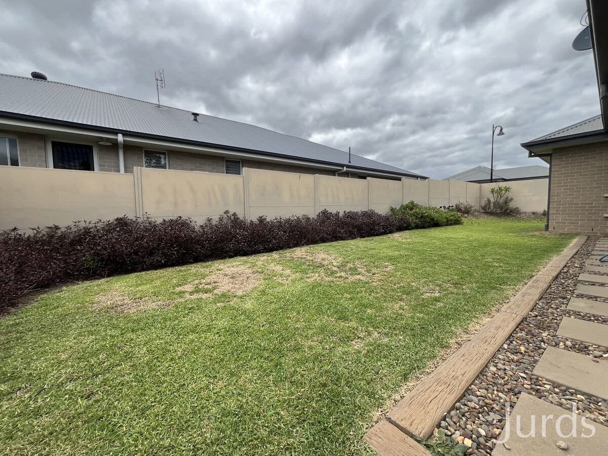 9 Abberton Parkway Drive, North Rothbury, North Rothbury - Image 1