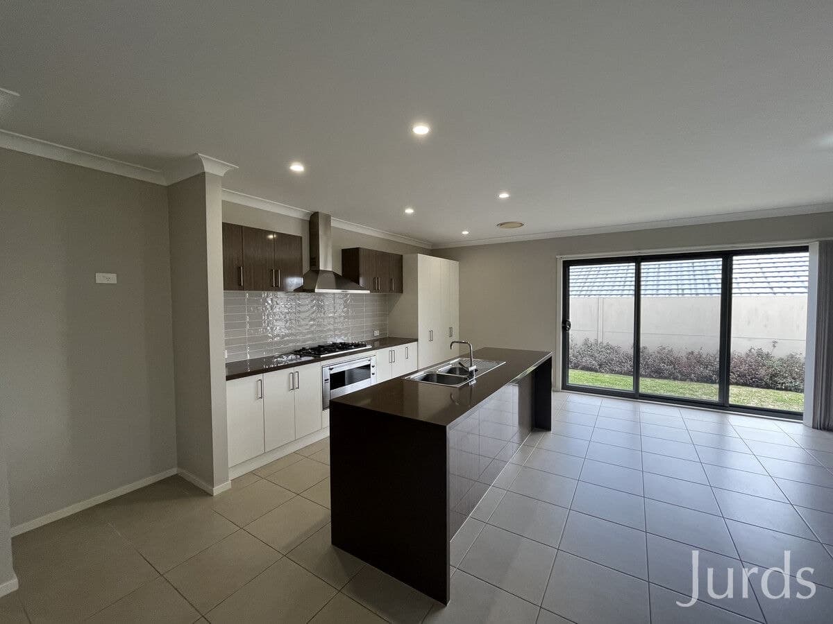 9 Abberton Parkway Drive, North Rothbury, North Rothbury - Thumbnail 4
