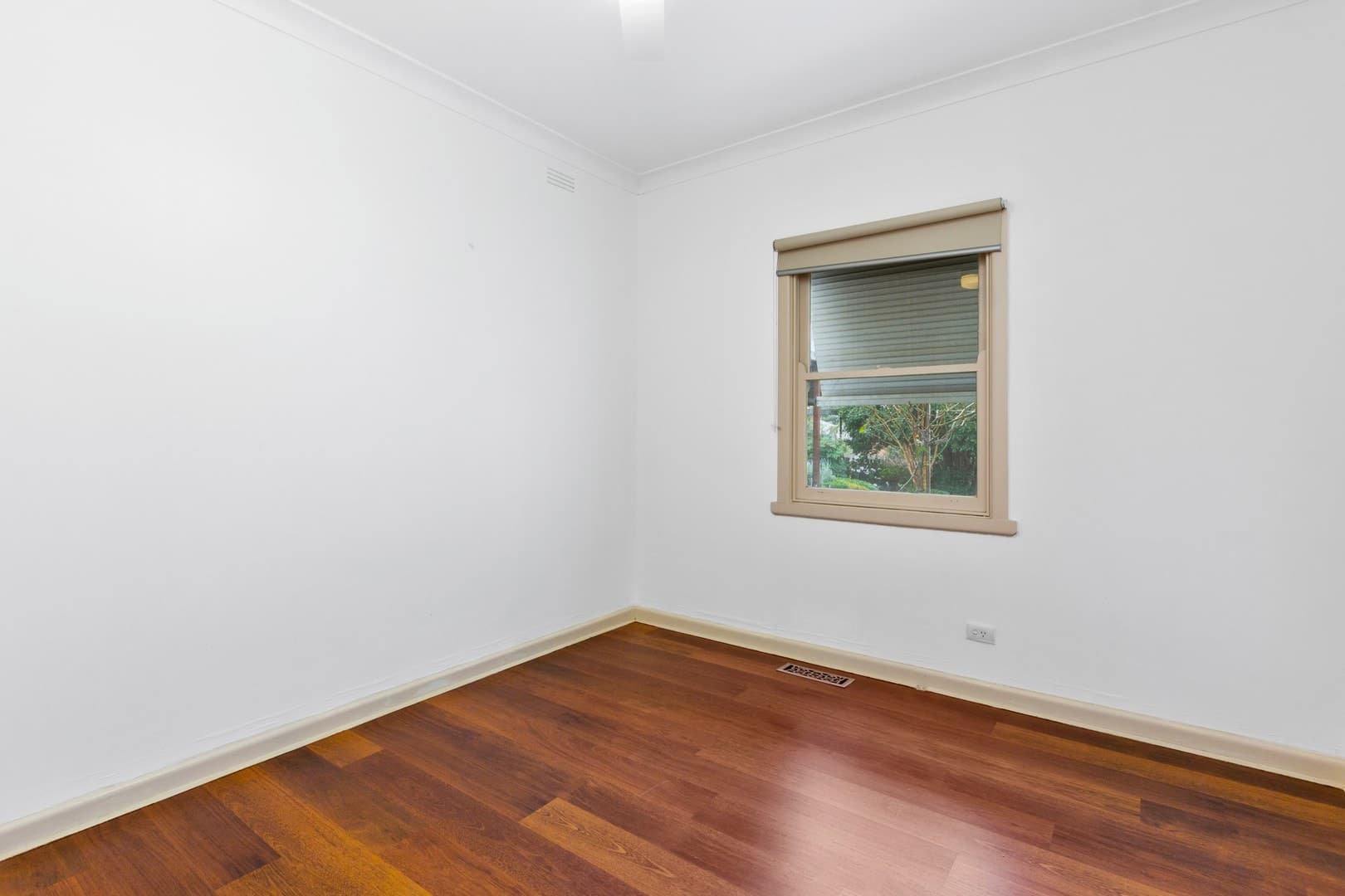 11 Sinclair Road, Bayswater, VIC 3153, Bayswater - Thumbnail 4