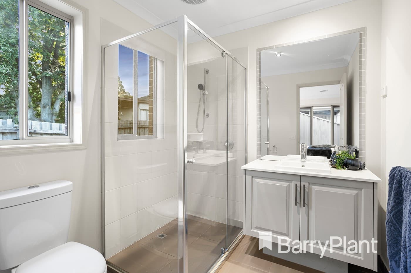 2A Aminga Court, Croydon, VIC 3136, Croydon - Thumbnail 2