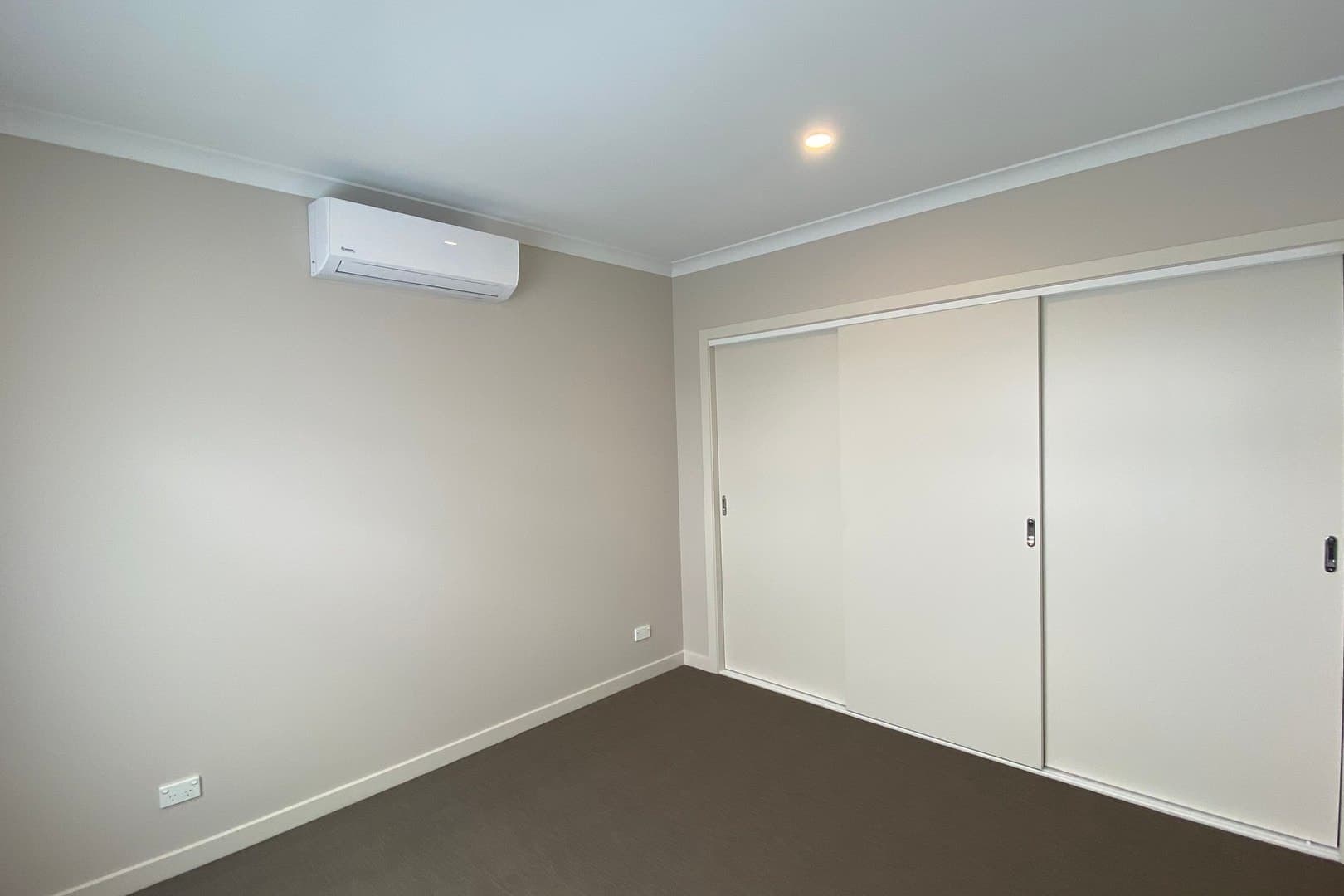 33 Dwyer Avenue, Reservoir, VIC 3073, Reservoir - Thumbnail 7