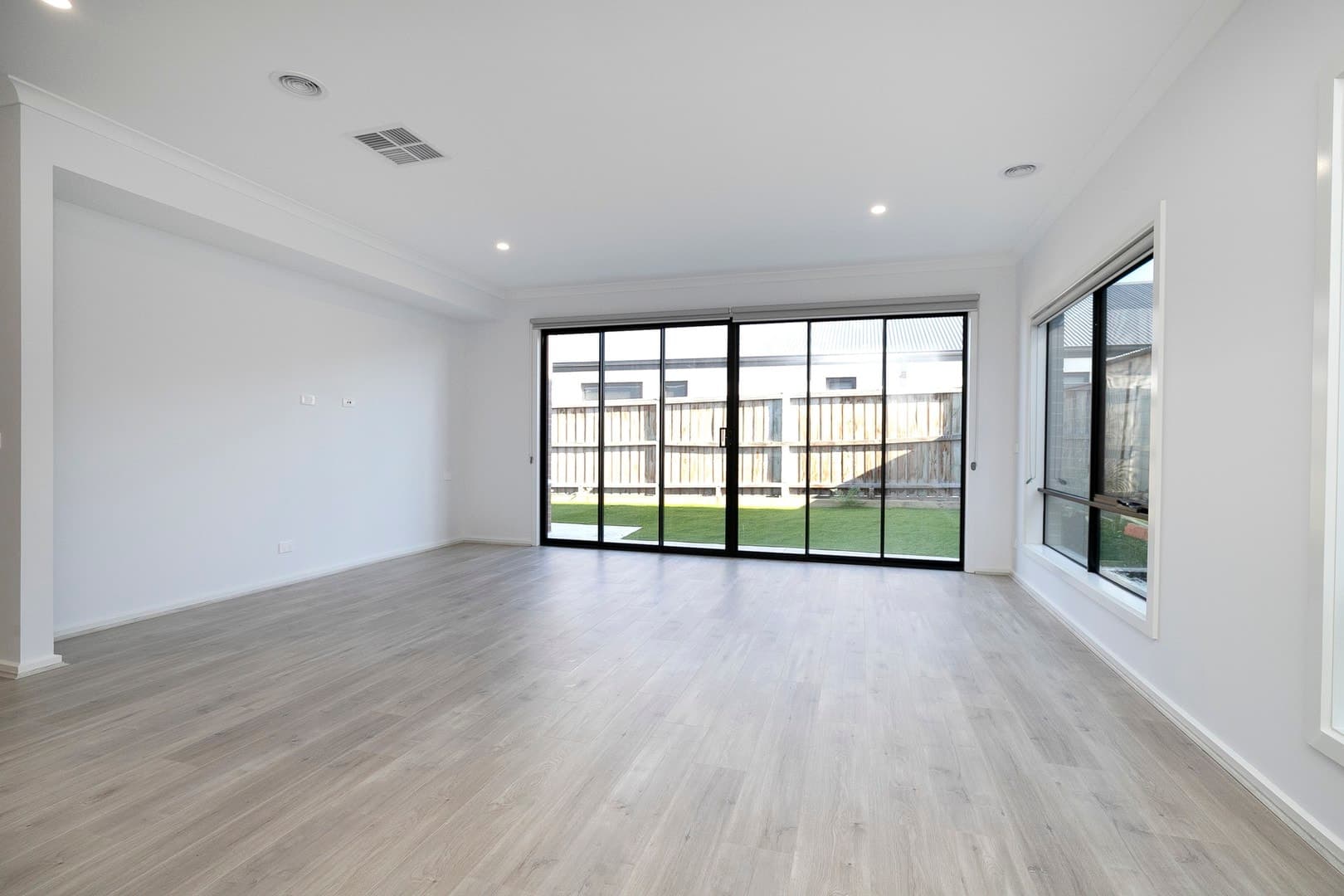 73 Dominion Drive, Burnside, VIC 3023, Burnside - Thumbnail 6