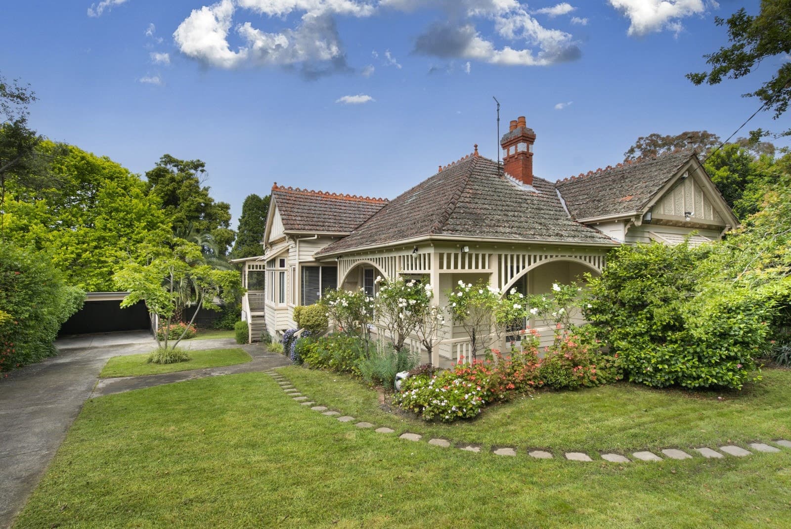 14 Chaucer Crescent, Canterbury, VIC 3126, Canterbury - Thumbnail 2