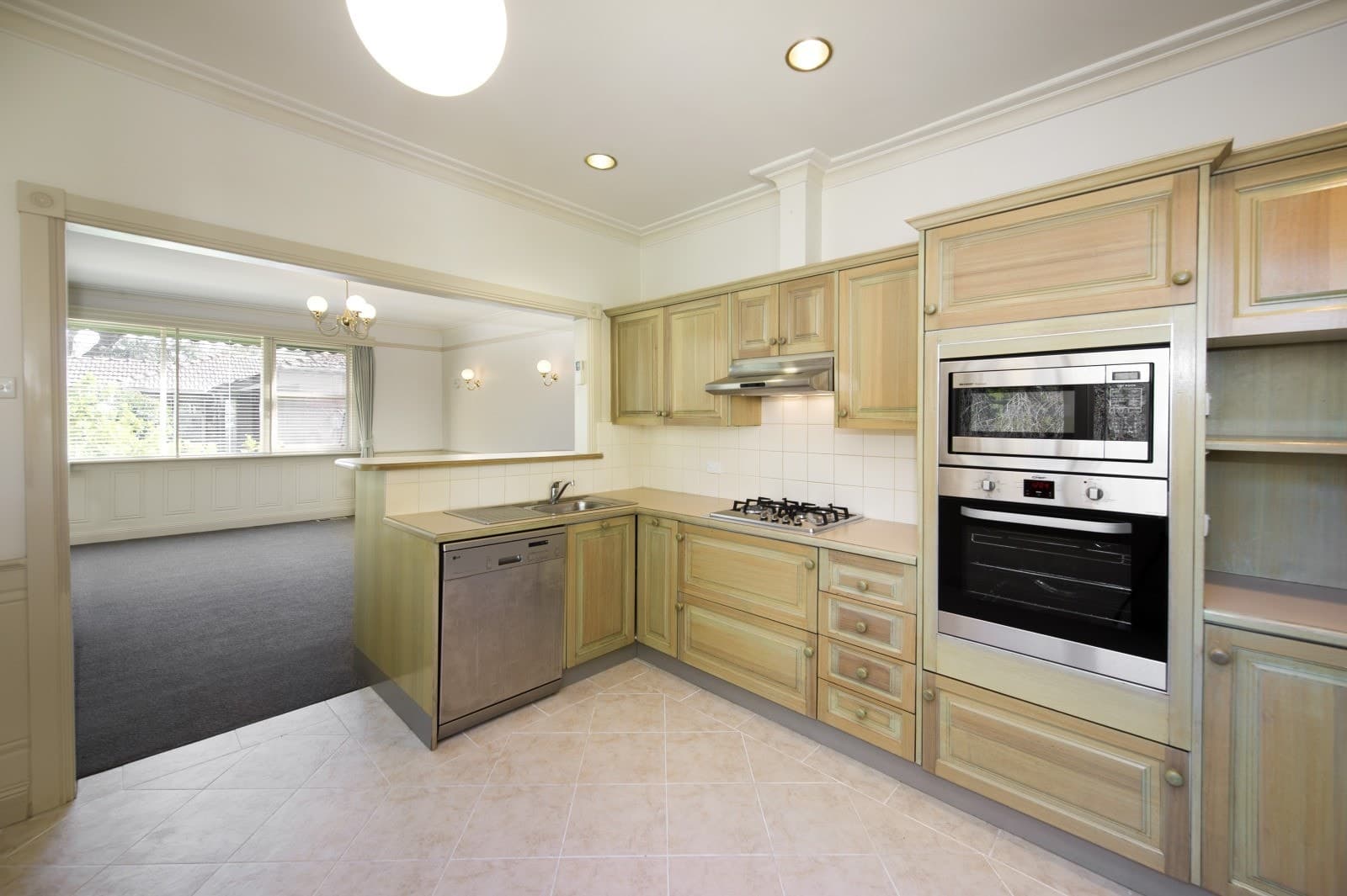 14 Chaucer Crescent, Canterbury, VIC 3126, Canterbury - Thumbnail 5