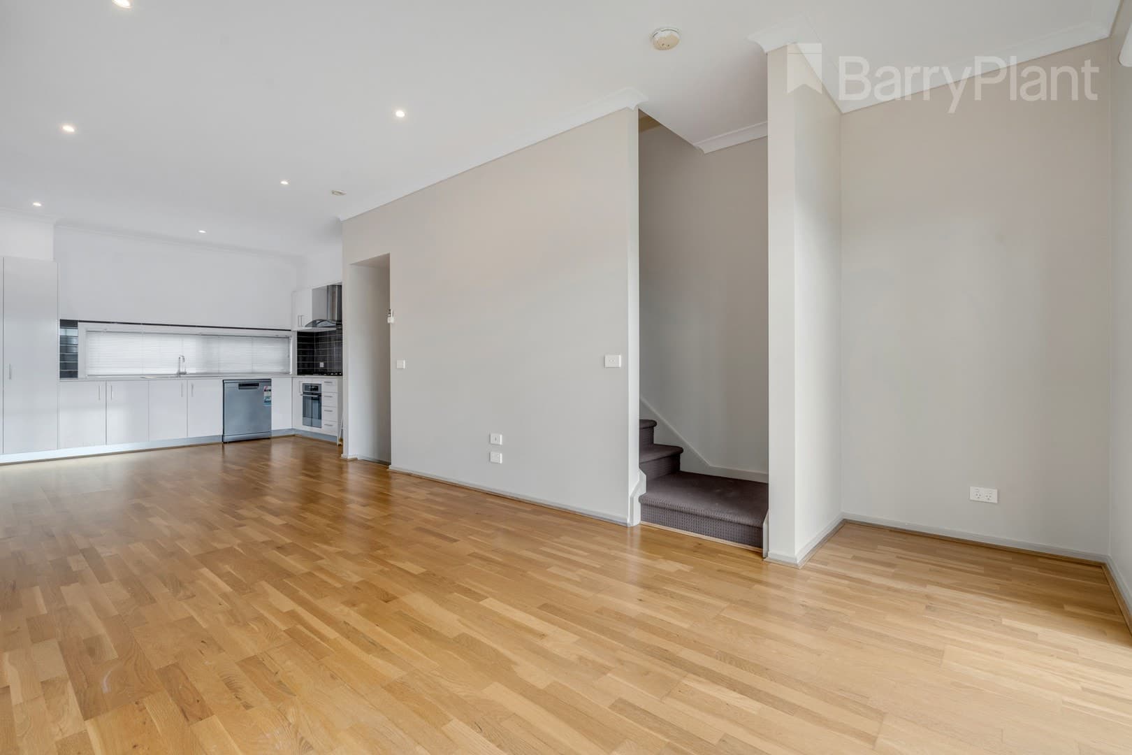 24/8 Moresby Court, Craigieburn, VIC 3064, Craigieburn - Thumbnail 8