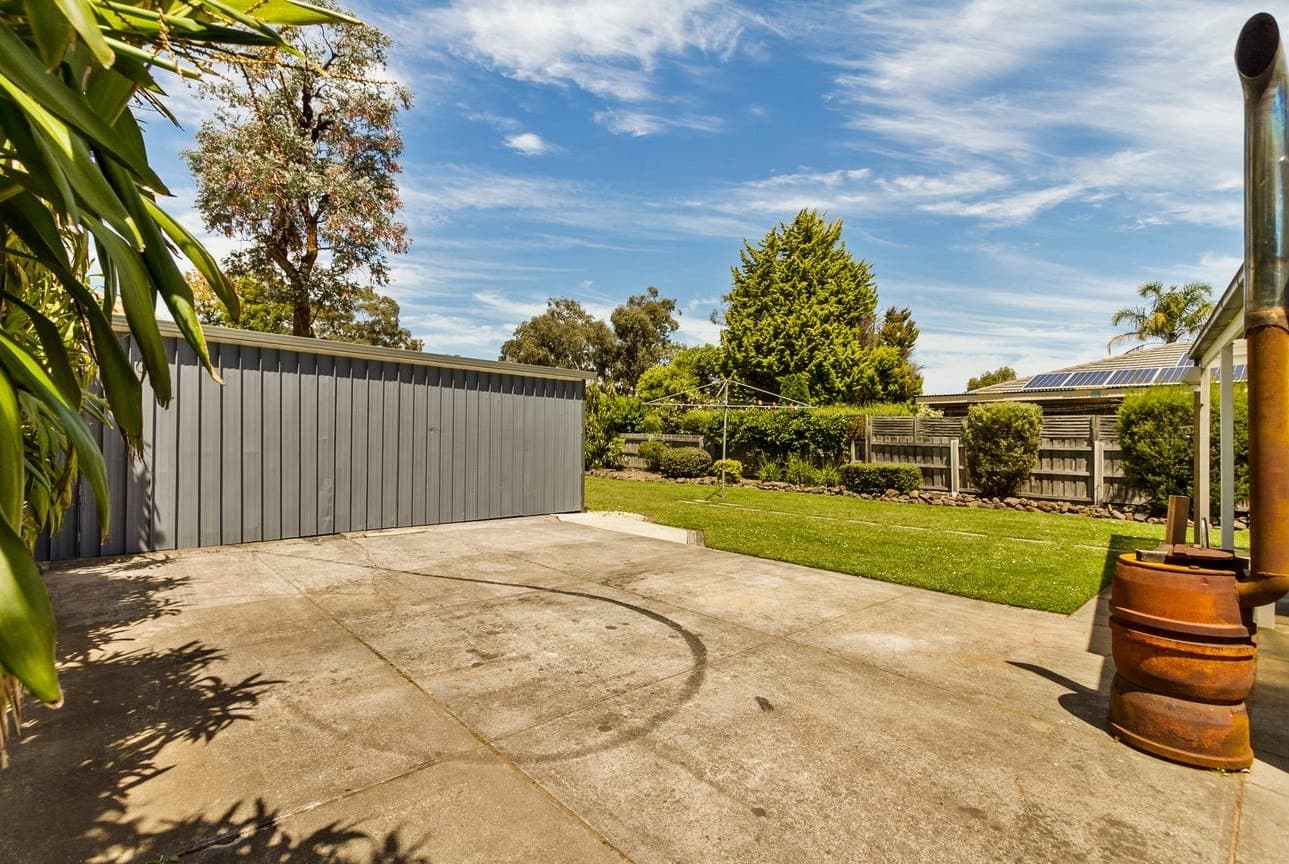 102 Rickards Avenue North, Knoxfield, VIC 3180, Knoxfield - Thumbnail 3
