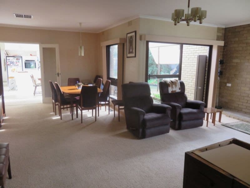 2 Mungari Street, Dingley Village, VIC 3172, Dingley Village - Thumbnail 4