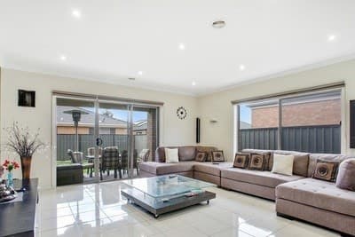 34 Lombard Street, Roxburgh Park, VIC 3064, Roxburgh Park - Thumbnail 3