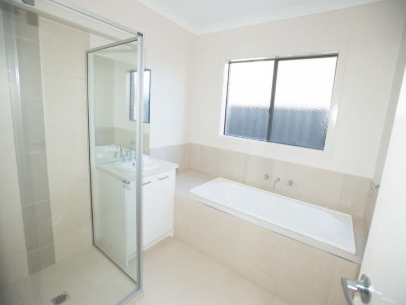 17 Rappel Street, Greenvale, VIC 3059, Greenvale - Thumbnail 6