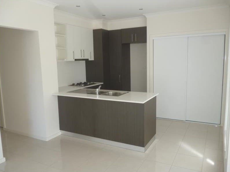 3/1 Titus Court, Reservoir, VIC 3073, Reservoir - Thumbnail 3