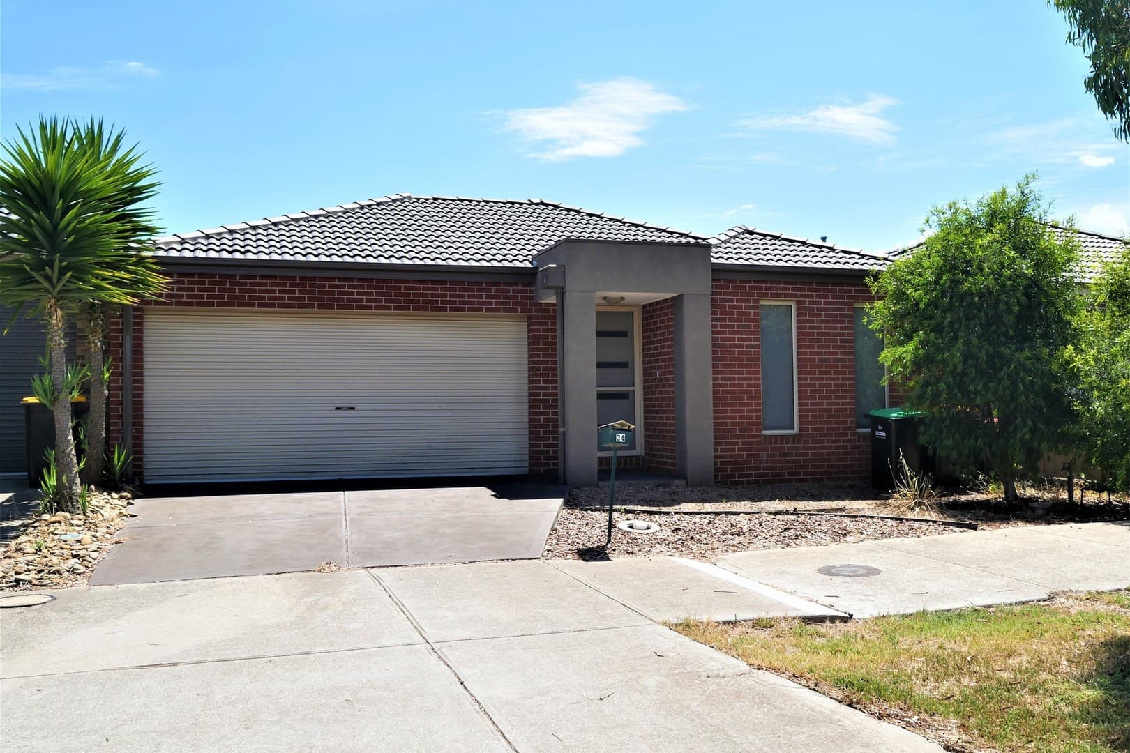 34 Lady Penrhyn Drive, Harkness, VIC 3337, Harkness - Thumbnail 2