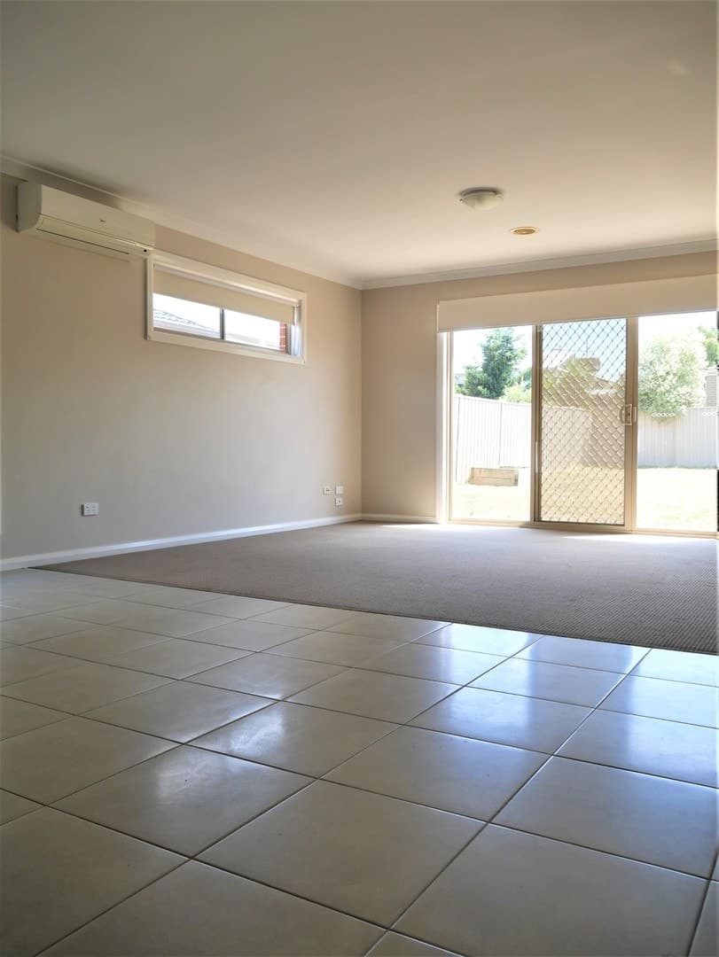 34 Lady Penrhyn Drive, Harkness, VIC 3337, Harkness - Thumbnail 7