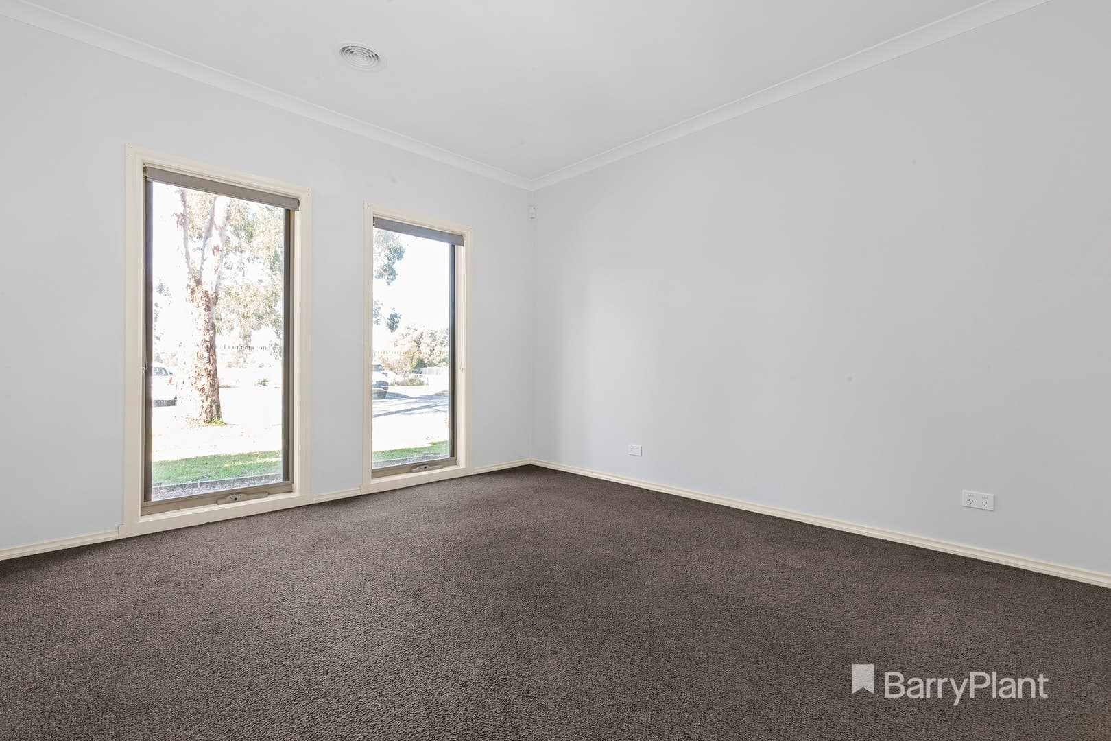 4 Lagoon Row, Officer, VIC 3809, Officer - Thumbnail 7
