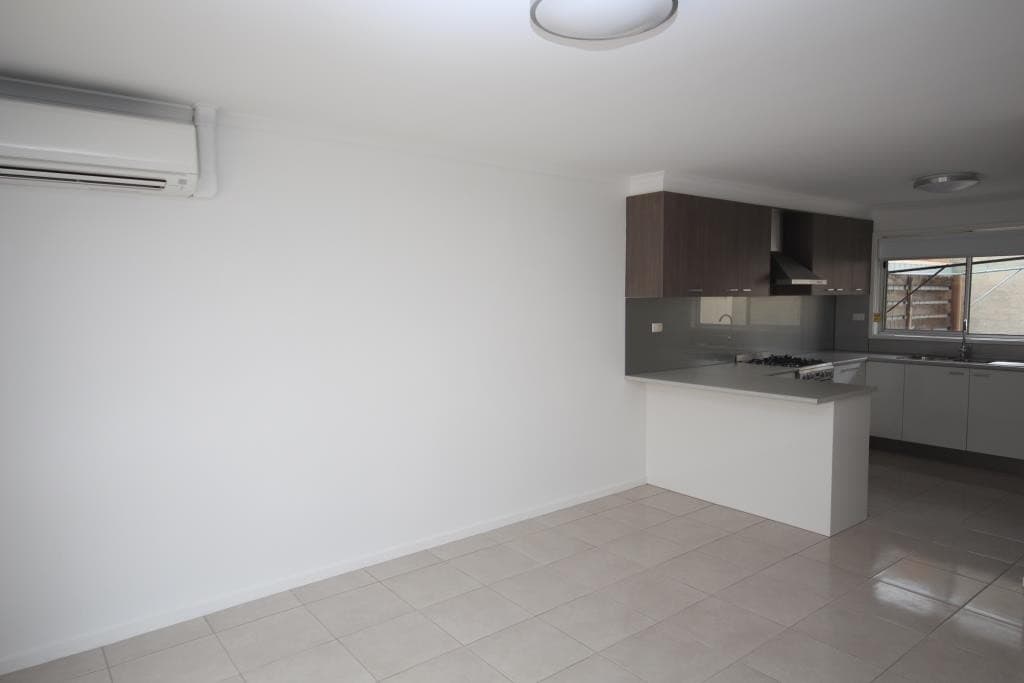 3/52 McKillop Street, Geelong, VIC 3220, Geelong - Thumbnail 2